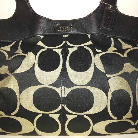 ★BEAUTIFUL!!★EUC COACH "Lexi" Large Signature Sateen 3 Section Interior Satchel - Picture 16 of 16